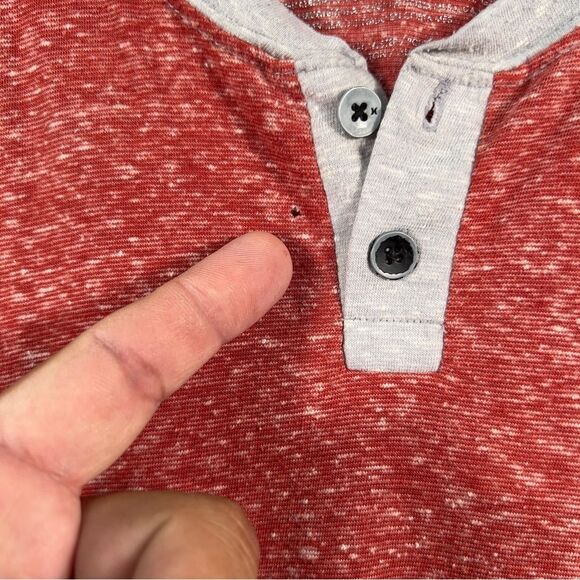 Hurley Salmon and Gray Short Sleeve Henley 0719 - Picture 4 of 11
